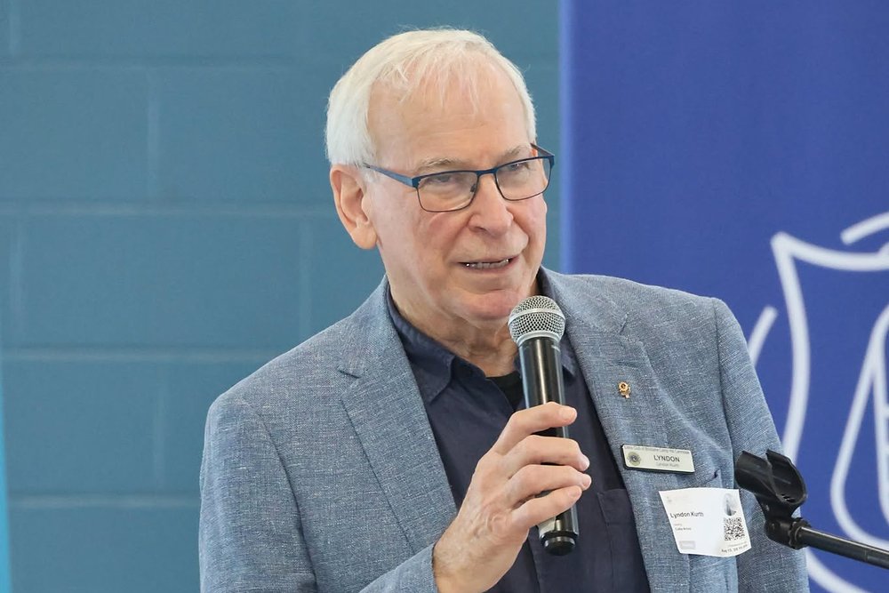 Lion Lyndon speaking at the Leo Club 20th anniversary celebration